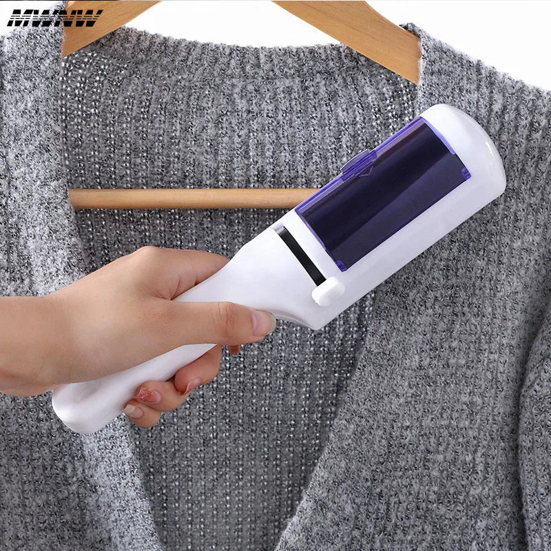 Elektrostatický kartáč na odstraňování chlupů a žmolků