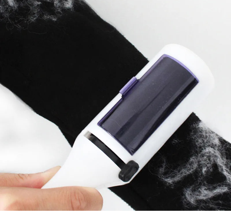 Elektrostatický kartáč na odstraňování chlupů a žmolků