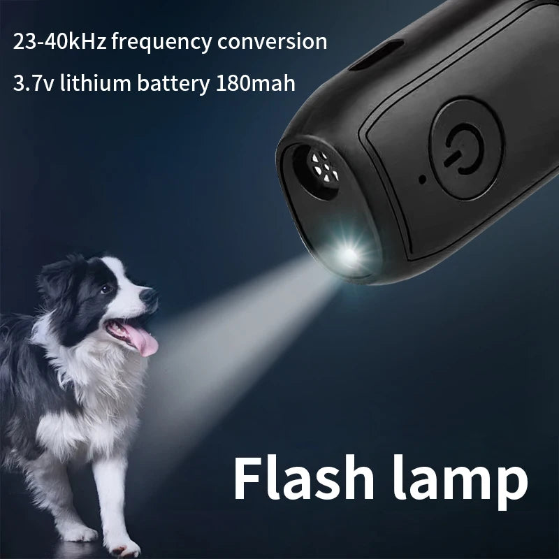 Ultrazvukový odpůzovač psů se stroboskopem